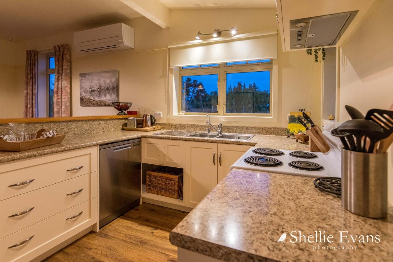 Night Sky Cottage - Kahu Cottage - Hot Tub Twizel Exterior foto